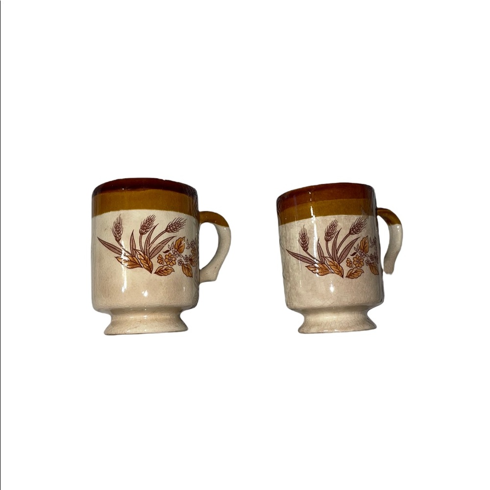 2 Boho‎ Footed Ceramic Mid Century Modern Mugs Stoneware Wheat Pattern